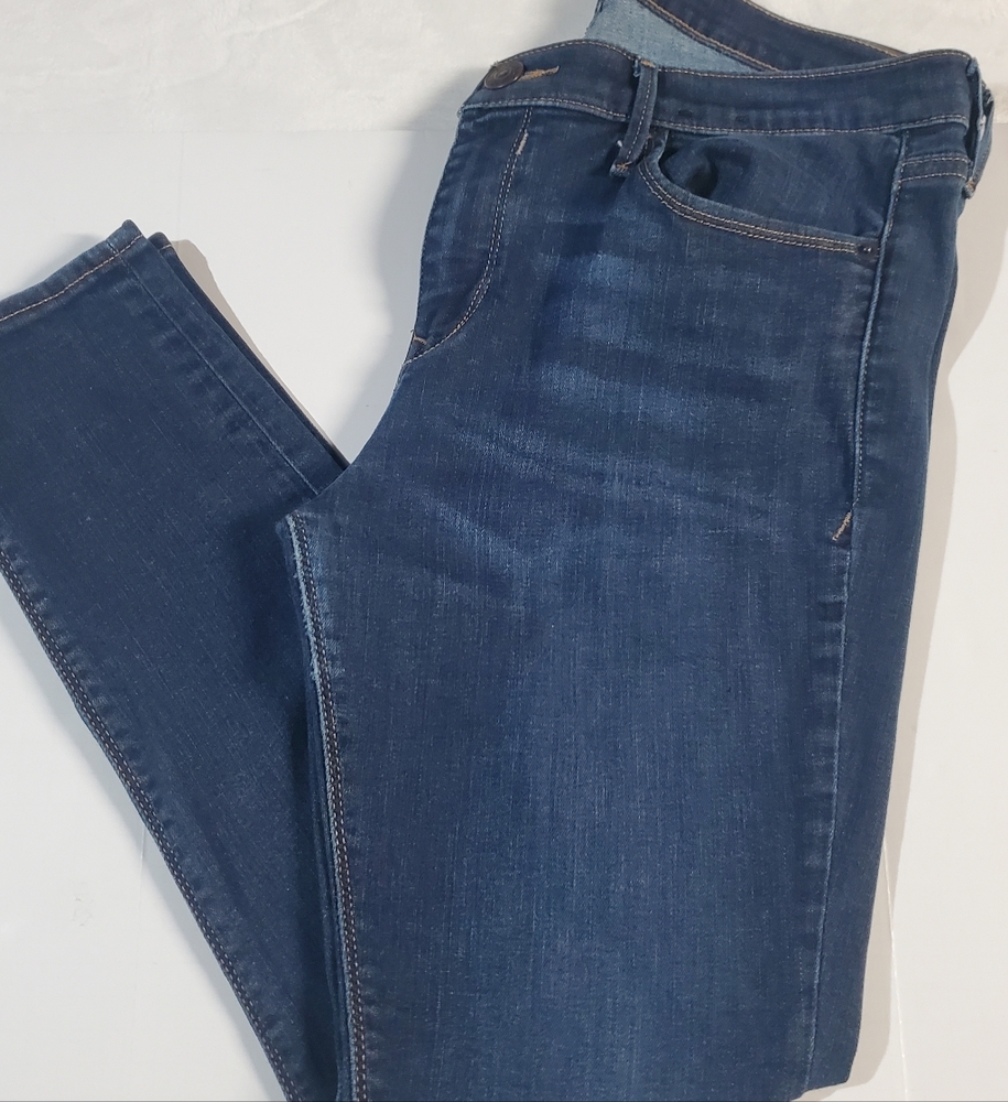 Express Mid-Rise Ankle Jeans